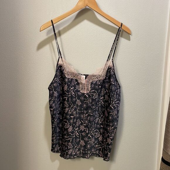 Victoria Secrets black and pink lace cami - Picture 2 of 12